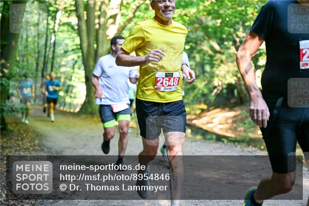 28.09.2025 - 33. Volkslauf durch das schöne Alstertal Dr. Thomas Lammeyer http://msf.ph/oto/8954846 28.09.2025 10:39:57 Laufen 2648 meine-sportfotos.de