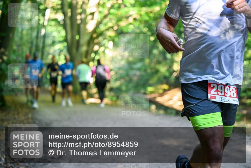 28.09.2025 - 33. Volkslauf durch das schöne Alstertal Dr. Thomas Lammeyer http://msf.ph/oto/8954859 28.09.2025 10:39:59 Laufen 2998 meine-sportfotos.de