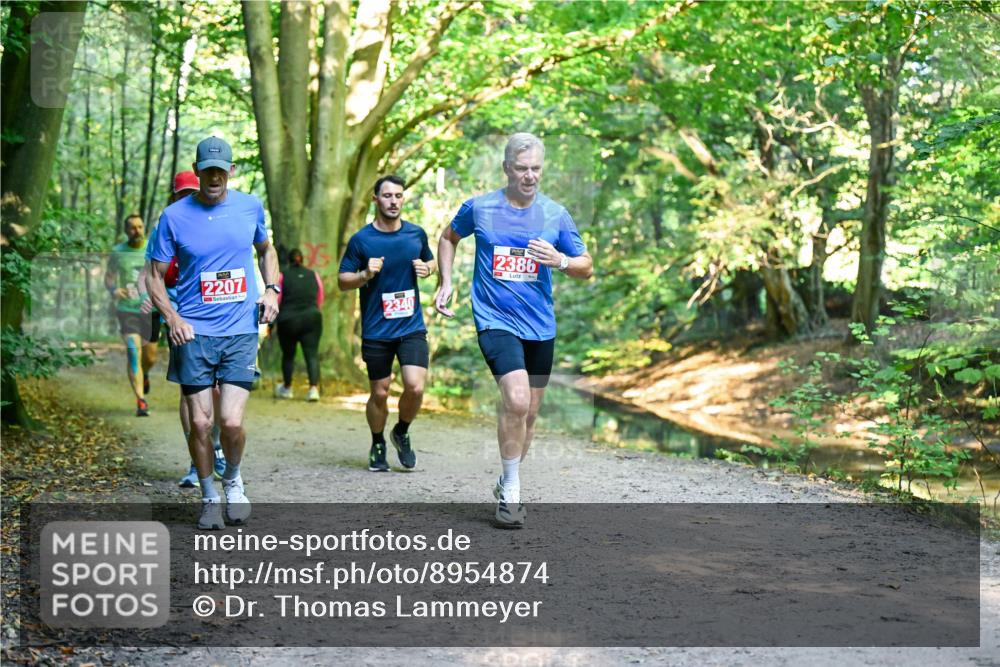 28.09.2025 - 33. Volkslauf durch das schöne Alstertal Dr. Thomas Lammeyer http://msf.ph/oto/8954874 28.09.2025 10:40:01 Laufen 2207, 2340, 2386 meine-sportfotos.de