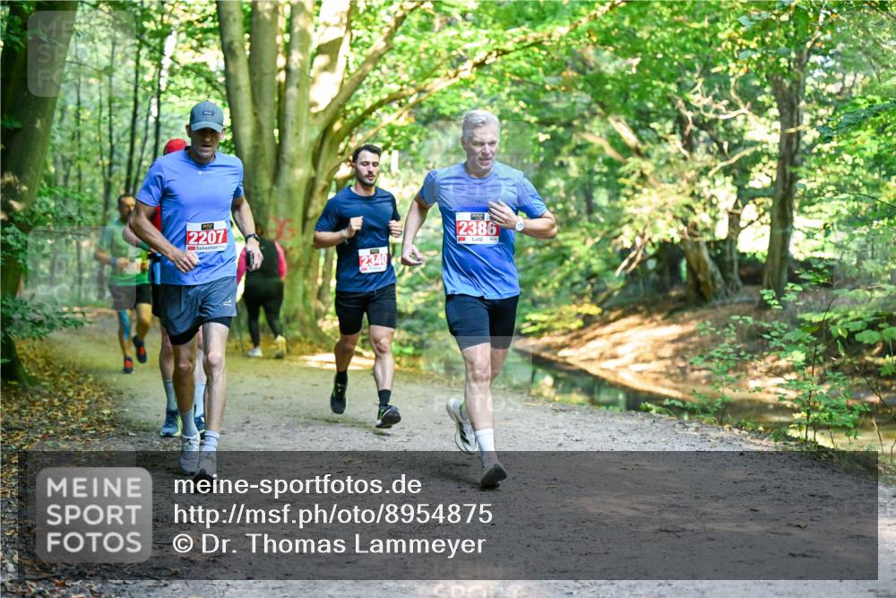 28.09.2025 - 33. Volkslauf durch das schöne Alstertal Dr. Thomas Lammeyer http://msf.ph/oto/8954875 28.09.2025 10:40:02 Laufen 2207, 2340, 2386 meine-sportfotos.de