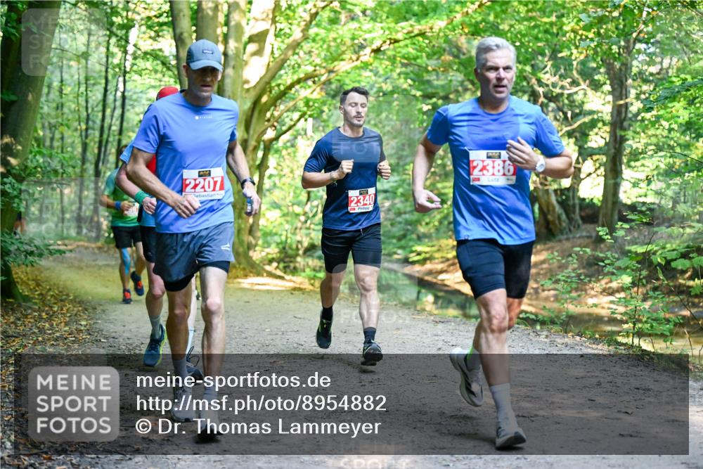 28.09.2025 - 33. Volkslauf durch das schöne Alstertal Dr. Thomas Lammeyer http://msf.ph/oto/8954882 28.09.2025 10:40:02 Laufen 2207, 2340, 2386 meine-sportfotos.de