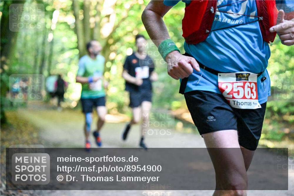 28.09.2025 - 33. Volkslauf durch das schöne Alstertal Dr. Thomas Lammeyer http://msf.ph/oto/8954900 28.09.2025 10:40:05 Laufen 2563 meine-sportfotos.de