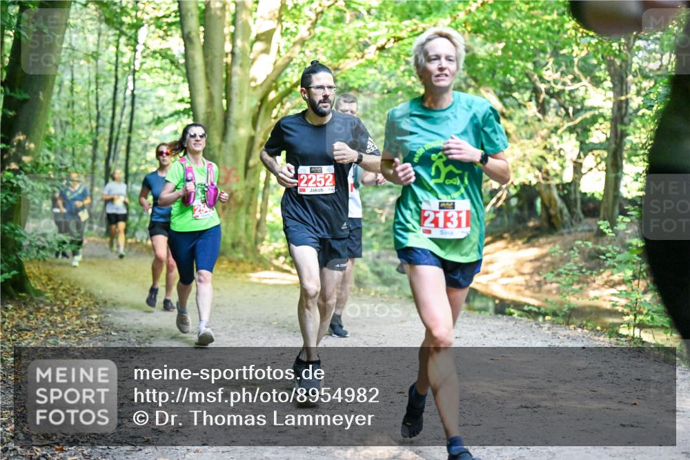 28.09.2025 - 33. Volkslauf durch das schöne Alstertal Dr. Thomas Lammeyer http://msf.ph/oto/8954982 28.09.2025 10:40:21 Laufen 2252, 2131 meine-sportfotos.de