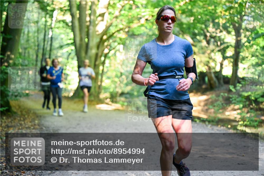 28.09.2025 - 33. Volkslauf durch das schöne Alstertal Dr. Thomas Lammeyer http://msf.ph/oto/8954994 28.09.2025 10:40:24 Laufen  meine-sportfotos.de