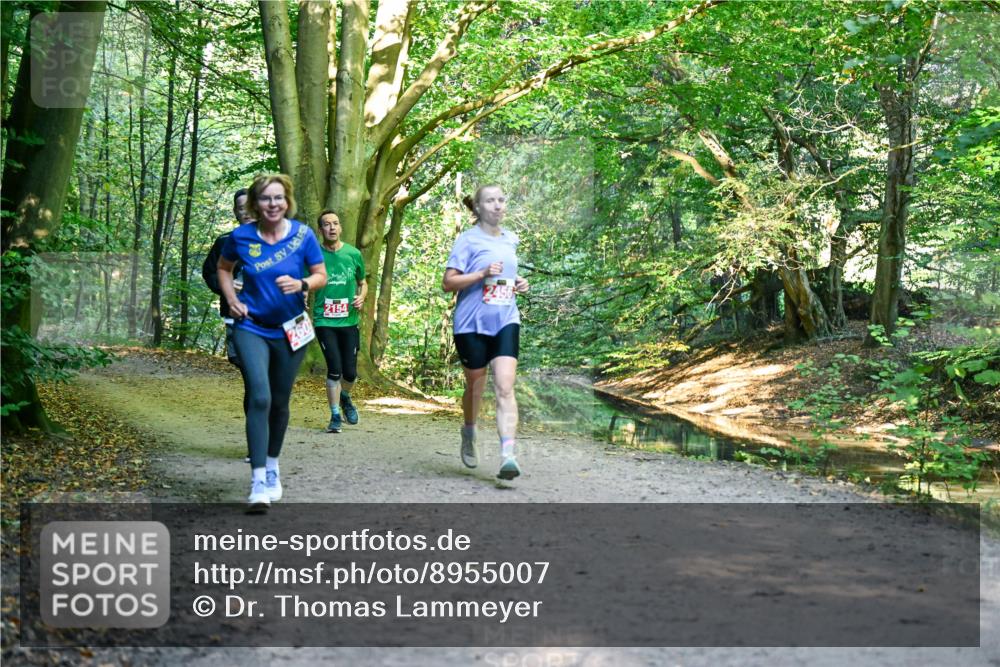 28.09.2025 - 33. Volkslauf durch das schöne Alstertal Dr. Thomas Lammeyer http://msf.ph/oto/8955007 28.09.2025 10:40:26 Laufen 2154 meine-sportfotos.de