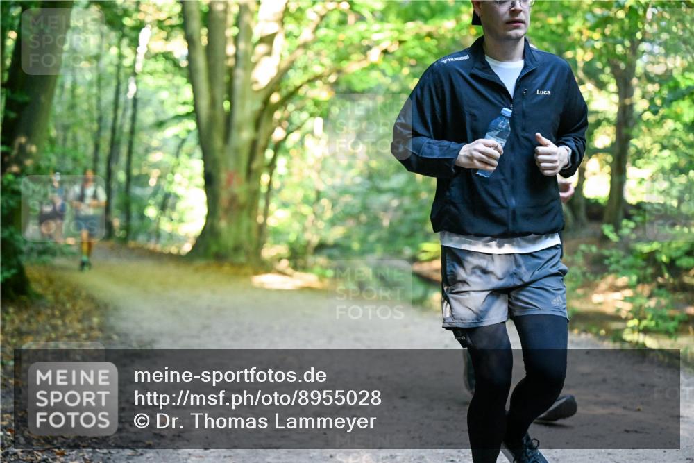 28.09.2025 - 33. Volkslauf durch das schöne Alstertal Dr. Thomas Lammeyer http://msf.ph/oto/8955028 28.09.2025 10:40:29 Laufen  meine-sportfotos.de