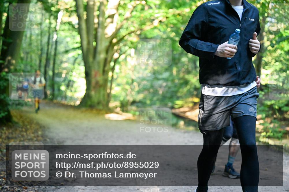 28.09.2025 - 33. Volkslauf durch das schöne Alstertal Dr. Thomas Lammeyer http://msf.ph/oto/8955029 28.09.2025 10:40:29 Laufen  meine-sportfotos.de