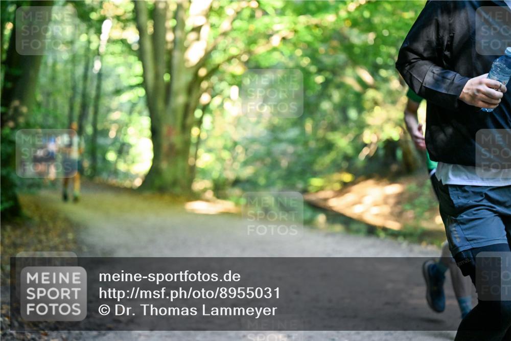 28.09.2025 - 33. Volkslauf durch das schöne Alstertal Dr. Thomas Lammeyer http://msf.ph/oto/8955031 28.09.2025 10:40:30 Laufen  meine-sportfotos.de