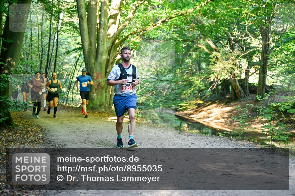 28.09.2025 - 33. Volkslauf durch das schöne Alstertal Dr. Thomas Lammeyer http://msf.ph/oto/8955035 28.09.2025 10:40:34 Laufen 222 meine-sportfotos.de