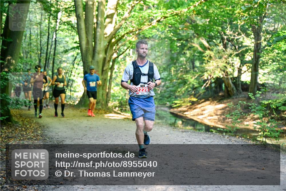 28.09.2025 - 33. Volkslauf durch das schöne Alstertal Dr. Thomas Lammeyer http://msf.ph/oto/8955040 28.09.2025 10:40:34 Laufen 2228 meine-sportfotos.de