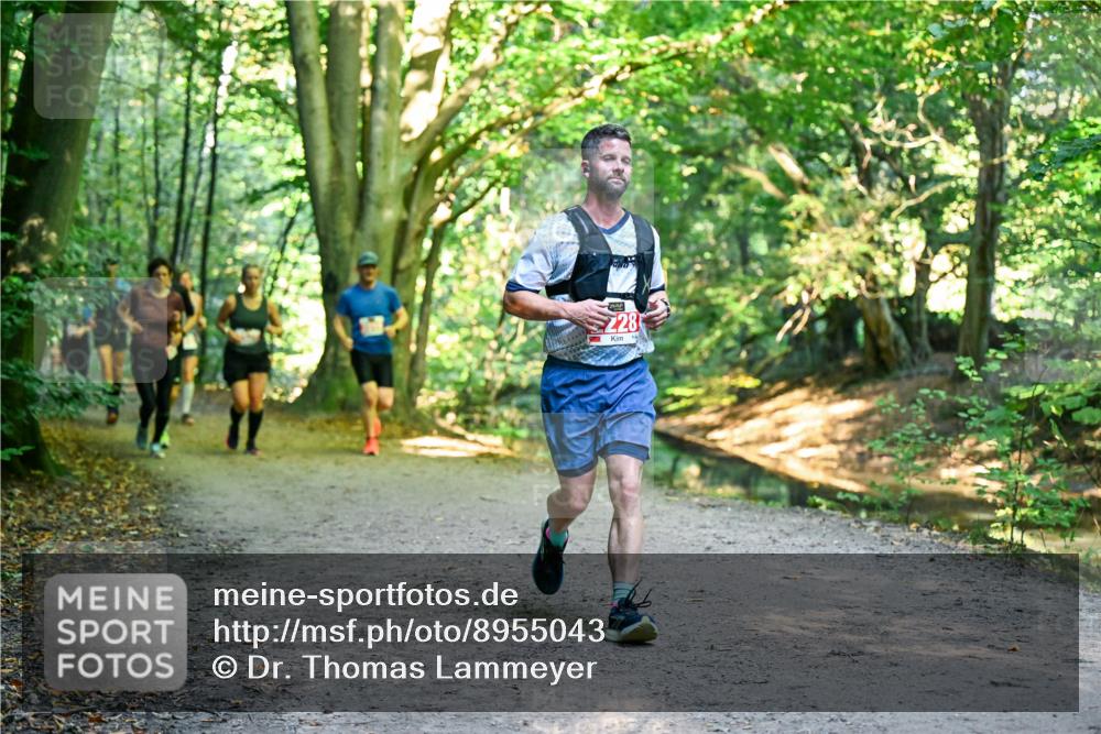 28.09.2025 - 33. Volkslauf durch das schöne Alstertal Dr. Thomas Lammeyer http://msf.ph/oto/8955043 28.09.2025 10:40:34 Laufen 228 meine-sportfotos.de