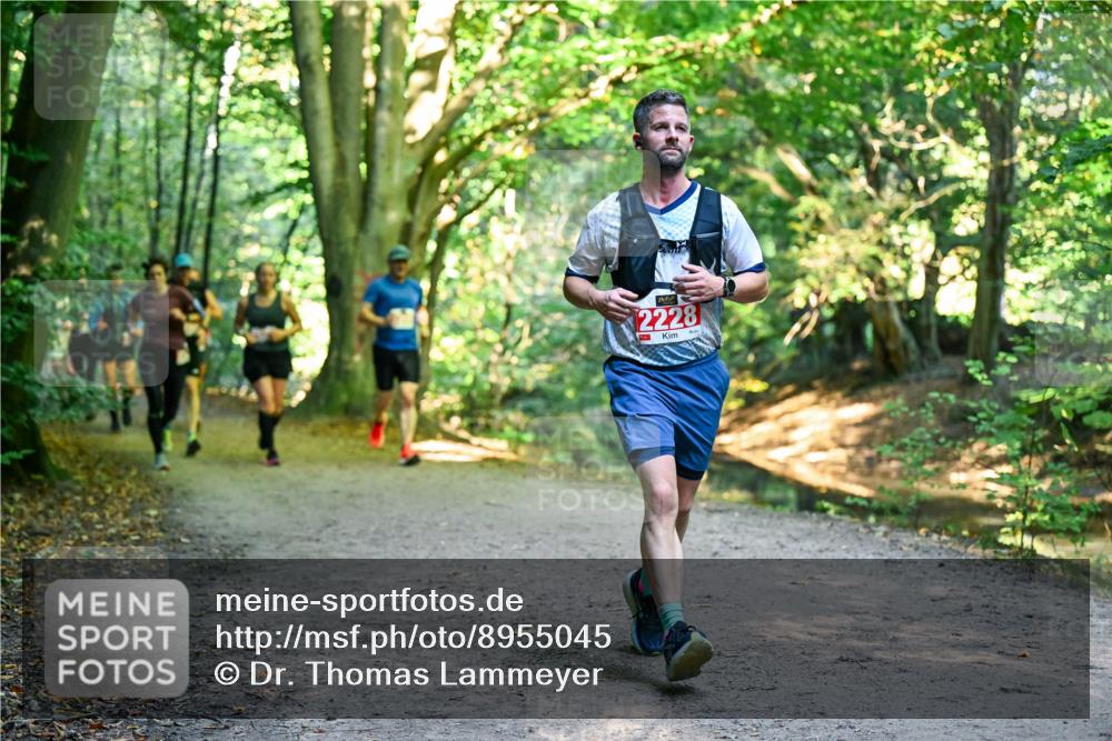 28.09.2025 - 33. Volkslauf durch das schöne Alstertal Dr. Thomas Lammeyer http://msf.ph/oto/8955045 28.09.2025 10:40:35 Laufen 2228 meine-sportfotos.de