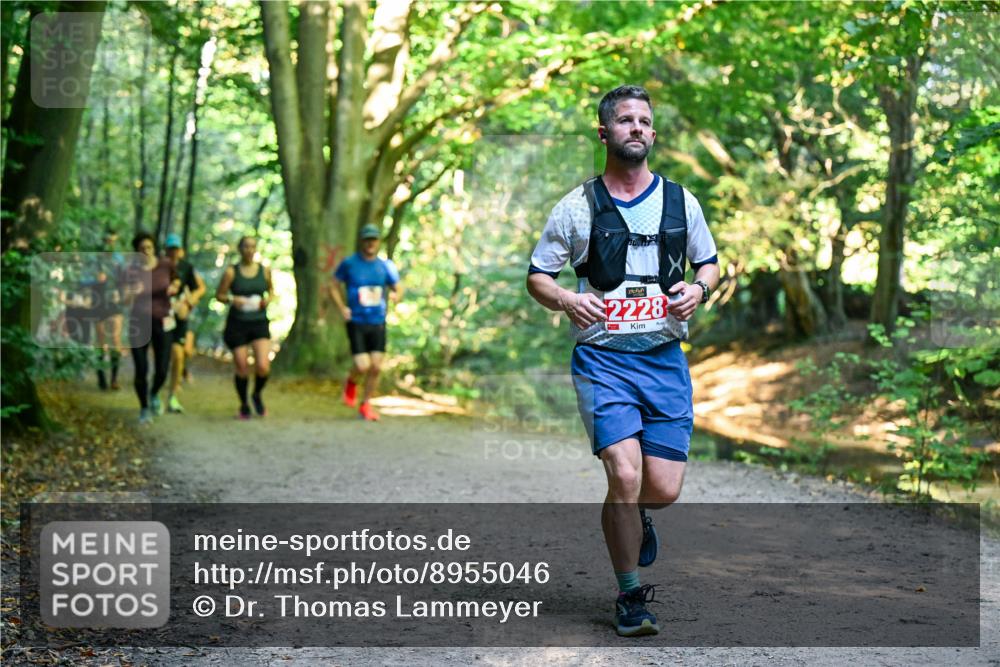 28.09.2025 - 33. Volkslauf durch das schöne Alstertal Dr. Thomas Lammeyer http://msf.ph/oto/8955046 28.09.2025 10:40:35 Laufen 2228 meine-sportfotos.de