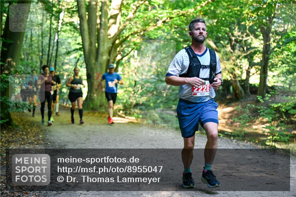 28.09.2025 - 33. Volkslauf durch das schöne Alstertal Dr. Thomas Lammeyer http://msf.ph/oto/8955047 28.09.2025 10:40:35 Laufen 2228 meine-sportfotos.de