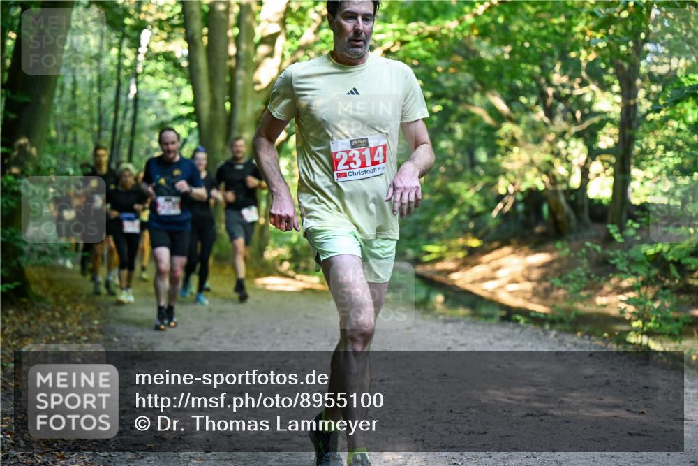 28.09.2025 - 33. Volkslauf durch das schöne Alstertal Dr. Thomas Lammeyer http://msf.ph/oto/8955100 28.09.2025 10:40:43 Laufen 2314 meine-sportfotos.de