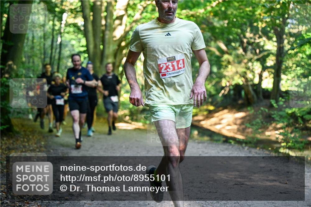 28.09.2025 - 33. Volkslauf durch das schöne Alstertal Dr. Thomas Lammeyer http://msf.ph/oto/8955101 28.09.2025 10:40:43 Laufen 2314 meine-sportfotos.de