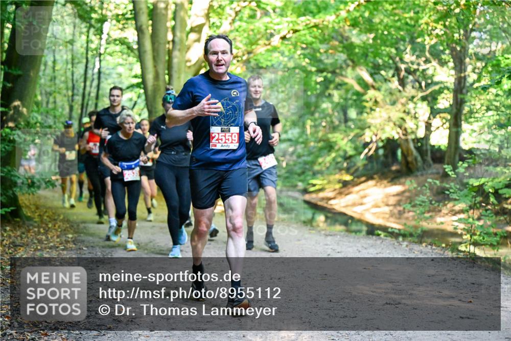 28.09.2025 - 33. Volkslauf durch das schöne Alstertal Dr. Thomas Lammeyer http://msf.ph/oto/8955112 28.09.2025 10:40:45 Laufen 2559 meine-sportfotos.de