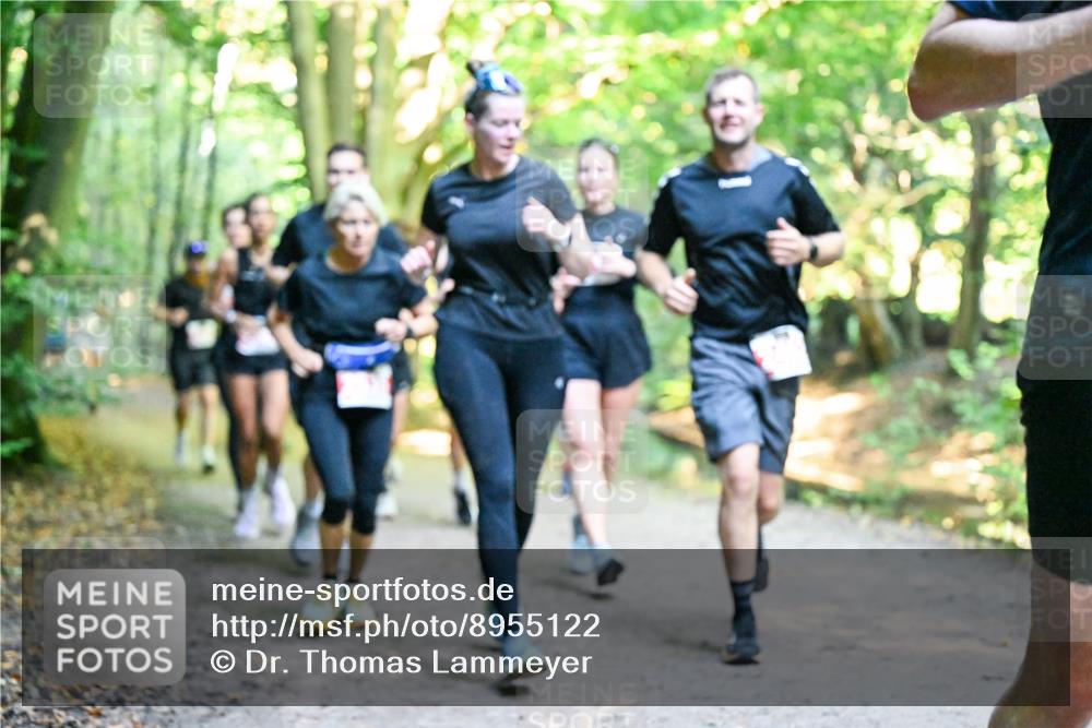 28.09.2025 - 33. Volkslauf durch das schöne Alstertal Dr. Thomas Lammeyer http://msf.ph/oto/8955122 28.09.2025 10:40:46 Laufen  meine-sportfotos.de