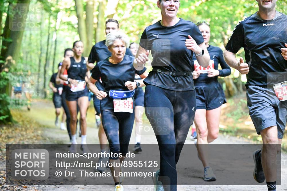 28.09.2025 - 33. Volkslauf durch das schöne Alstertal Dr. Thomas Lammeyer http://msf.ph/oto/8955125 28.09.2025 10:40:47 Laufen 2802, 2535, 6, 24 meine-sportfotos.de