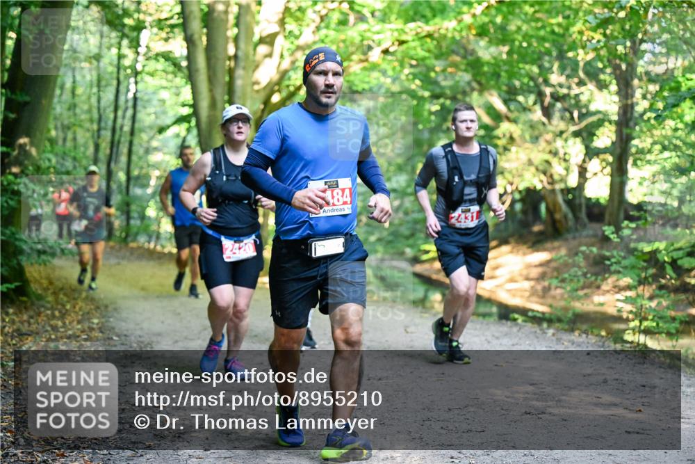 28.09.2025 - 33. Volkslauf durch das schöne Alstertal Dr. Thomas Lammeyer http://msf.ph/oto/8955210 28.09.2025 10:41:00 Laufen 484, 2431 meine-sportfotos.de