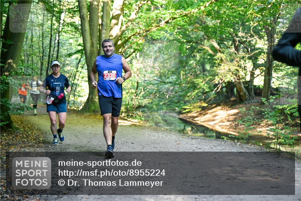 28.09.2025 - 33. Volkslauf durch das schöne Alstertal Dr. Thomas Lammeyer http://msf.ph/oto/8955224 28.09.2025 10:41:02 Laufen 2, 05, 2335 meine-sportfotos.de