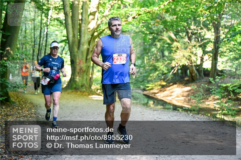 28.09.2025 - 33. Volkslauf durch das schöne Alstertal Dr. Thomas Lammeyer http://msf.ph/oto/8955230 28.09.2025 10:41:03 Laufen  meine-sportfotos.de