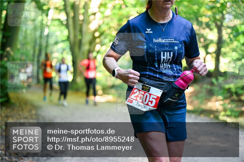 28.09.2025 - 33. Volkslauf durch das schöne Alstertal Dr. Thomas Lammeyer http://msf.ph/oto/8955248 28.09.2025 10:41:06 Laufen 2505 meine-sportfotos.de