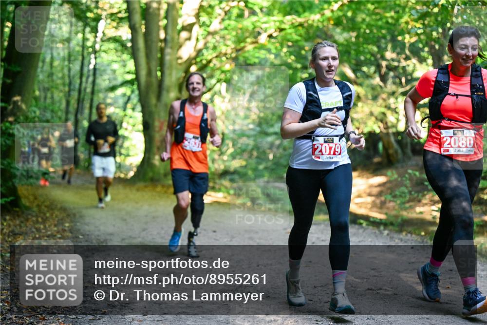 28.09.2025 - 33. Volkslauf durch das schöne Alstertal Dr. Thomas Lammeyer http://msf.ph/oto/8955261 28.09.2025 10:41:09 Laufen 2079, 2080 meine-sportfotos.de