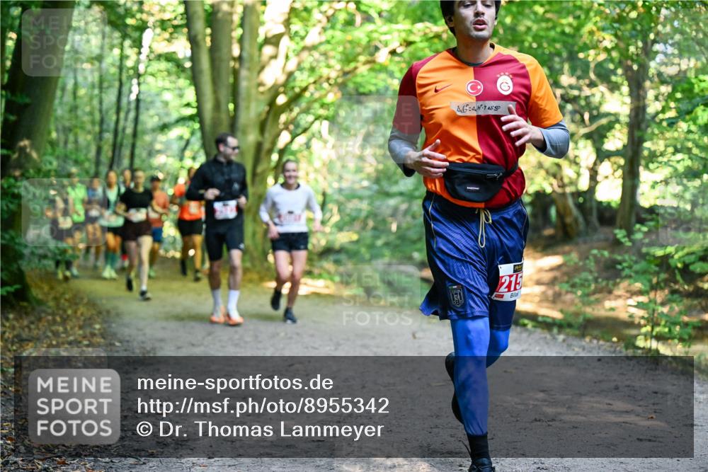 28.09.2025 - 33. Volkslauf durch das schöne Alstertal Dr. Thomas Lammeyer http://msf.ph/oto/8955342 28.09.2025 10:41:22 Laufen 4, 14550, 215 meine-sportfotos.de