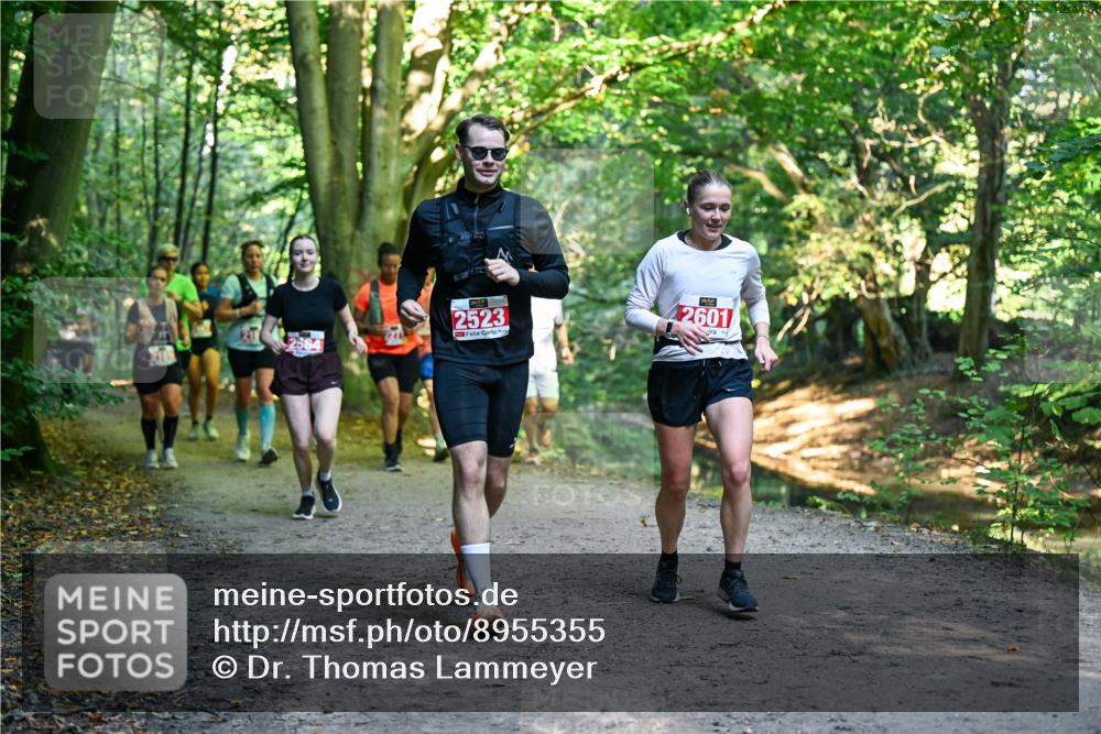 28.09.2025 - 33. Volkslauf durch das schöne Alstertal Dr. Thomas Lammeyer http://msf.ph/oto/8955355 28.09.2025 10:41:24 Laufen 2564, 2523, 2601 meine-sportfotos.de