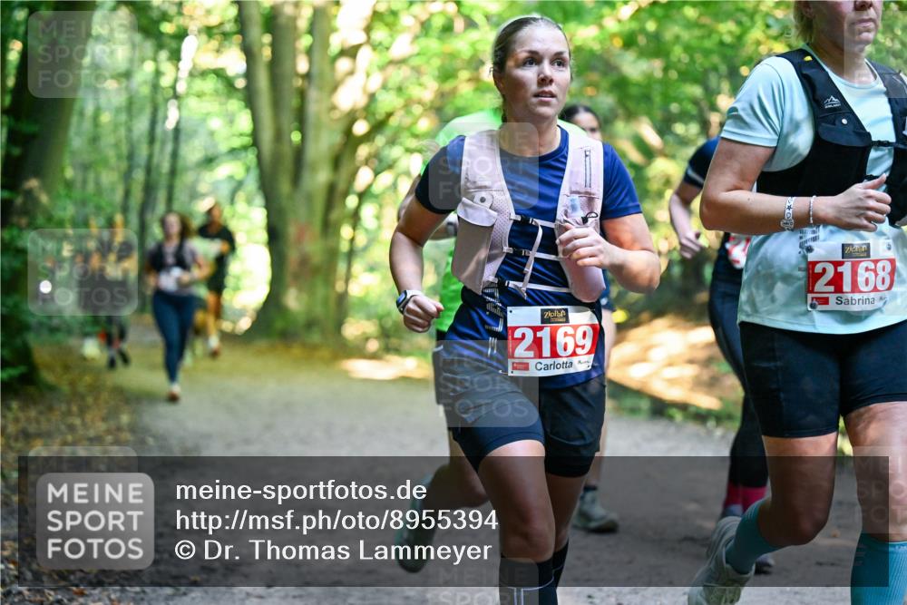 28.09.2025 - 33. Volkslauf durch das schöne Alstertal Dr. Thomas Lammeyer http://msf.ph/oto/8955394 28.09.2025 10:41:29 Laufen 2169, 2168 meine-sportfotos.de