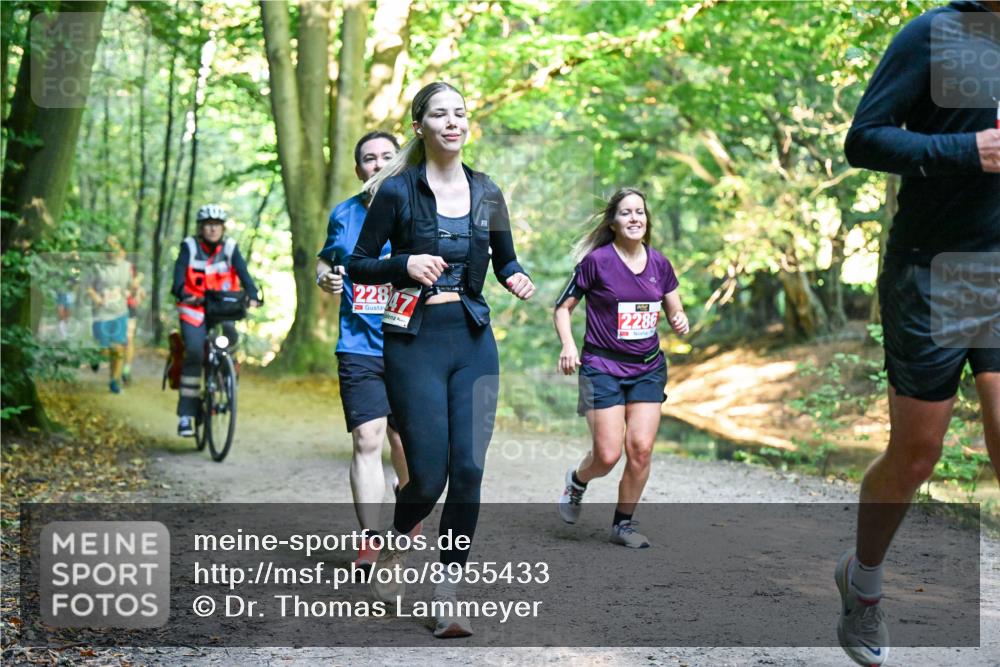 28.09.2025 - 33. Volkslauf durch das schöne Alstertal Dr. Thomas Lammeyer http://msf.ph/oto/8955433 28.09.2025 10:41:36 Laufen 228, 47, 2286 meine-sportfotos.de