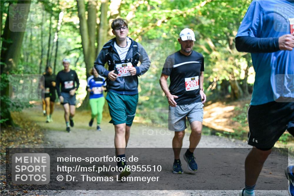 28.09.2025 - 33. Volkslauf durch das schöne Alstertal Dr. Thomas Lammeyer http://msf.ph/oto/8955510 28.09.2025 10:41:49 Laufen 200, 2097 meine-sportfotos.de
