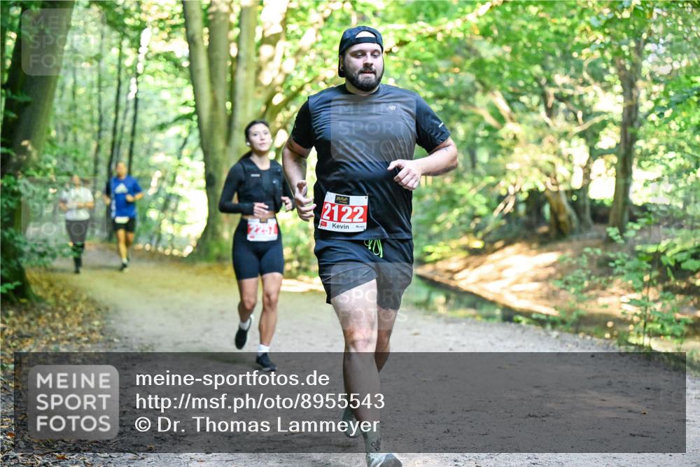 28.09.2025 - 33. Volkslauf durch das schöne Alstertal Dr. Thomas Lammeyer http://msf.ph/oto/8955543 28.09.2025 10:41:54 Laufen 2122 meine-sportfotos.de