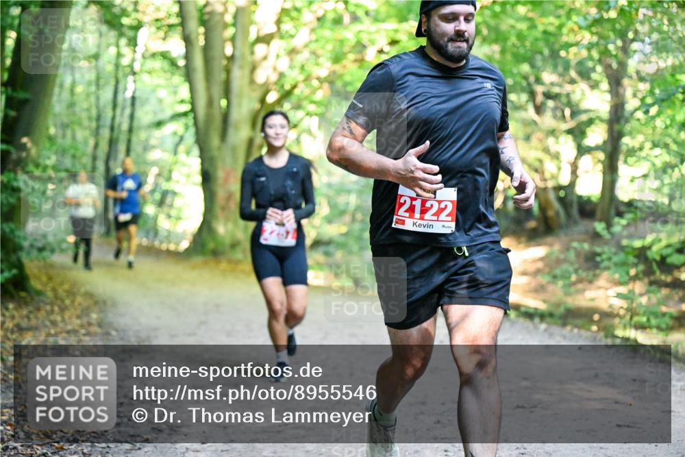 28.09.2025 - 33. Volkslauf durch das schöne Alstertal Dr. Thomas Lammeyer http://msf.ph/oto/8955546 28.09.2025 10:41:54 Laufen 2122 meine-sportfotos.de