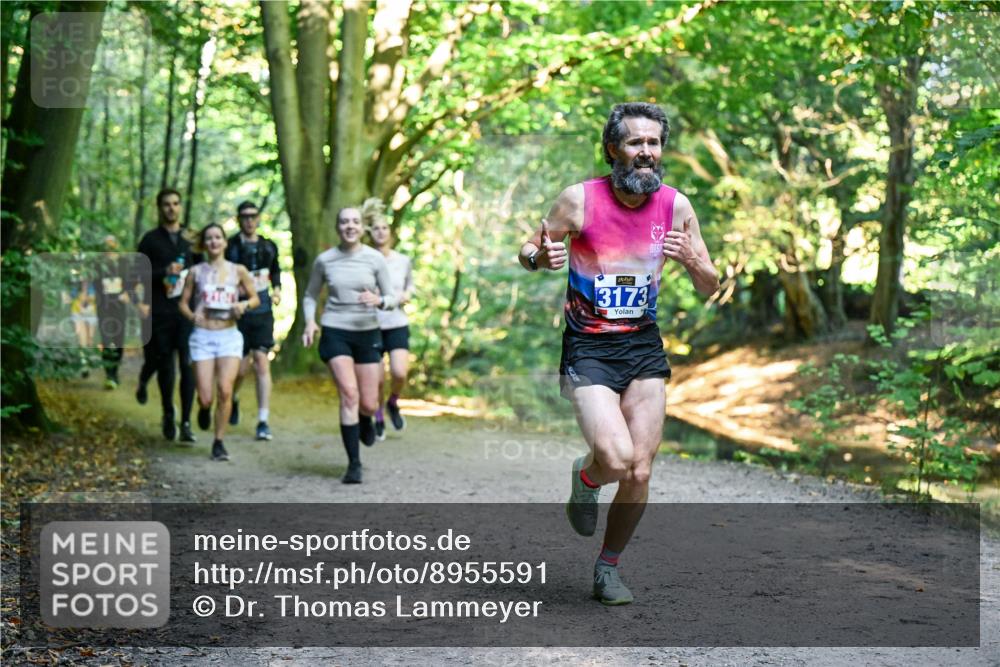 28.09.2025 - 33. Volkslauf durch das schöne Alstertal Dr. Thomas Lammeyer http://msf.ph/oto/8955591 28.09.2025 10:42:05 Laufen 3173 meine-sportfotos.de