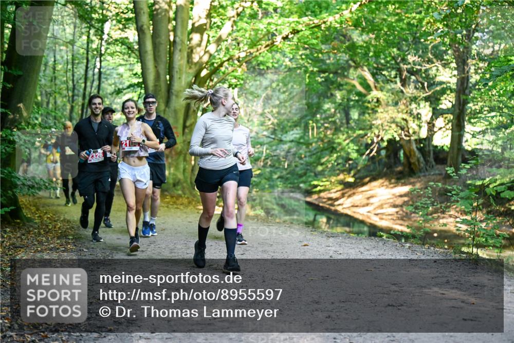 28.09.2025 - 33. Volkslauf durch das schöne Alstertal Dr. Thomas Lammeyer http://msf.ph/oto/8955597 28.09.2025 10:42:06 Laufen  meine-sportfotos.de