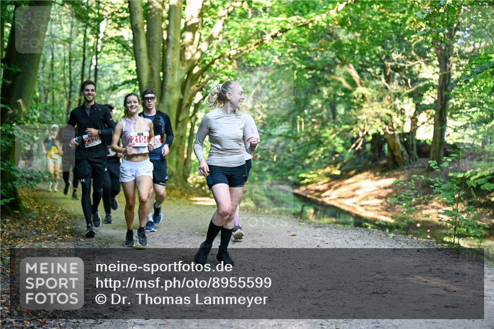 28.09.2025 - 33. Volkslauf durch das schöne Alstertal Dr. Thomas Lammeyer http://msf.ph/oto/8955599 28.09.2025 10:42:06 Laufen 2326, 2104 meine-sportfotos.de