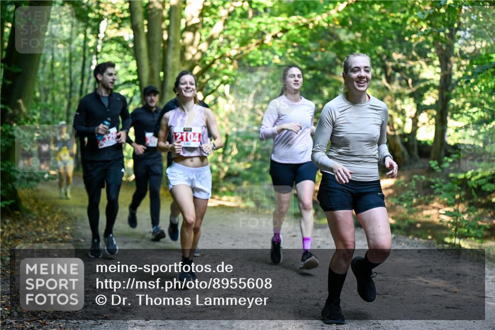 28.09.2025 - 33. Volkslauf durch das schöne Alstertal Dr. Thomas Lammeyer http://msf.ph/oto/8955608 28.09.2025 10:42:07 Laufen 12104 meine-sportfotos.de