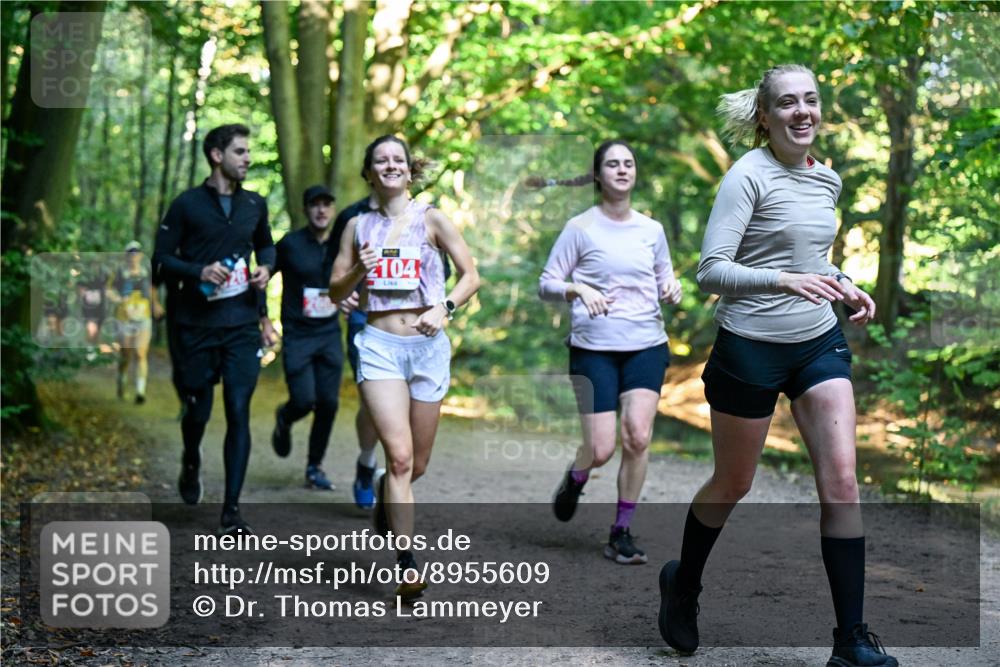 28.09.2025 - 33. Volkslauf durch das schöne Alstertal Dr. Thomas Lammeyer http://msf.ph/oto/8955609 28.09.2025 10:42:07 Laufen 104 meine-sportfotos.de