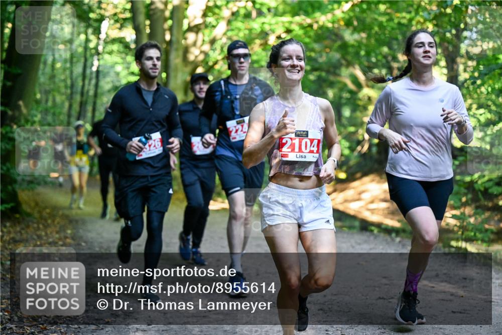 28.09.2025 - 33. Volkslauf durch das schöne Alstertal Dr. Thomas Lammeyer http://msf.ph/oto/8955614 28.09.2025 10:42:08 Laufen 326, 2104 meine-sportfotos.de