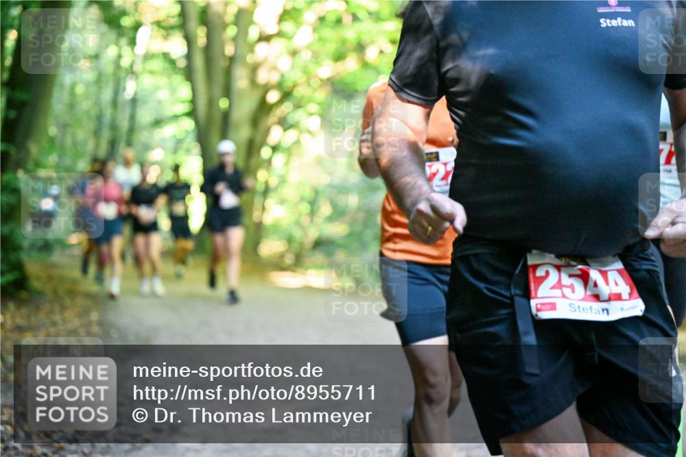 28.09.2025 - 33. Volkslauf durch das schöne Alstertal Dr. Thomas Lammeyer http://msf.ph/oto/8955711 28.09.2025 10:42:24 Laufen 2544 meine-sportfotos.de