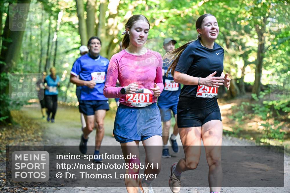 28.09.2025 - 33. Volkslauf durch das schöne Alstertal Dr. Thomas Lammeyer http://msf.ph/oto/8955741 28.09.2025 10:42:29 Laufen 2401, 2571 meine-sportfotos.de