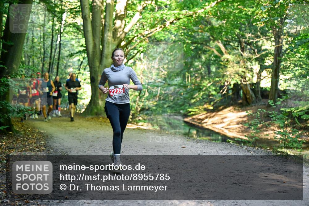 28.09.2025 - 33. Volkslauf durch das schöne Alstertal Dr. Thomas Lammeyer http://msf.ph/oto/8955785 28.09.2025 10:42:42 Laufen 2226 meine-sportfotos.de