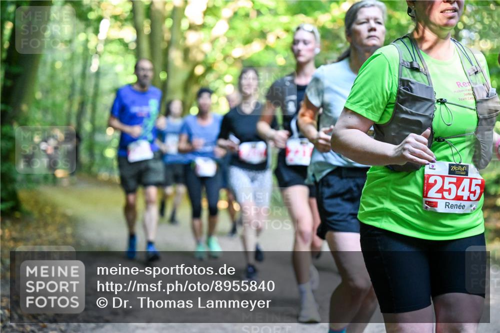 28.09.2025 - 33. Volkslauf durch das schöne Alstertal Dr. Thomas Lammeyer http://msf.ph/oto/8955840 28.09.2025 10:42:52 Laufen 2545 meine-sportfotos.de