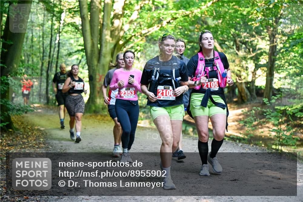 28.09.2025 - 33. Volkslauf durch das schöne Alstertal Dr. Thomas Lammeyer http://msf.ph/oto/8955902 28.09.2025 10:43:08 Laufen 2353, 2105, 2106 meine-sportfotos.de