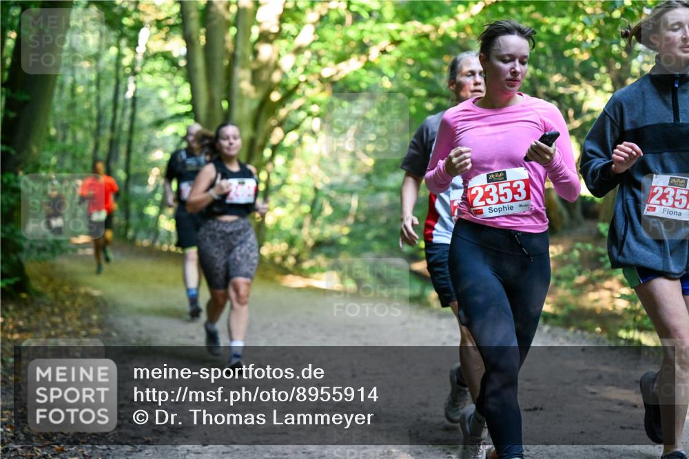 28.09.2025 - 33. Volkslauf durch das schöne Alstertal Dr. Thomas Lammeyer http://msf.ph/oto/8955914 28.09.2025 10:43:10 Laufen 2353, 235 meine-sportfotos.de