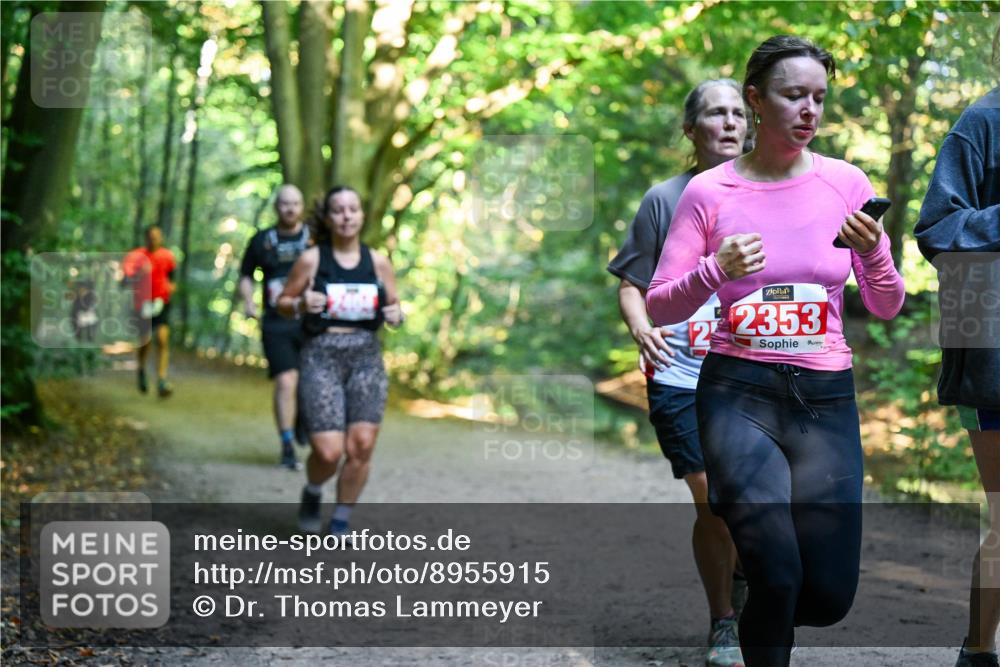 28.09.2025 - 33. Volkslauf durch das schöne Alstertal Dr. Thomas Lammeyer http://msf.ph/oto/8955915 28.09.2025 10:43:10 Laufen 22353 meine-sportfotos.de