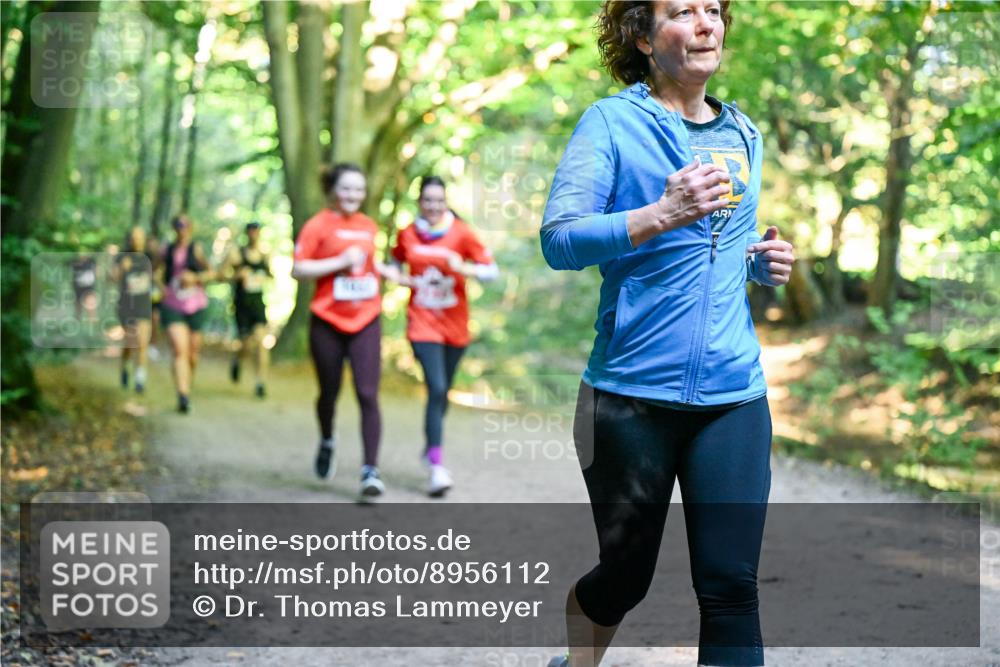 28.09.2025 - 33. Volkslauf durch das schöne Alstertal Dr. Thomas Lammeyer http://msf.ph/oto/8956112 28.09.2025 10:43:48 Laufen  meine-sportfotos.de
