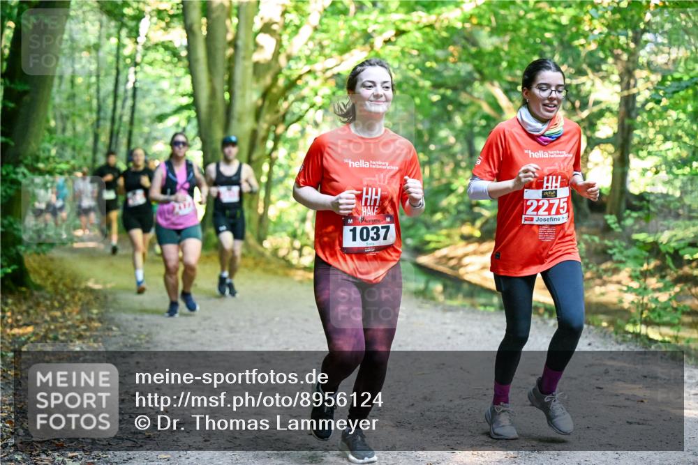28.09.2025 - 33. Volkslauf durch das schöne Alstertal Dr. Thomas Lammeyer http://msf.ph/oto/8956124 28.09.2025 10:43:50 Laufen 1037, 30, 2275 meine-sportfotos.de